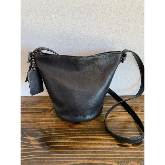 Coach Mini Bucket Black Leather Crossbody Shoulder Bag f1481 32281 - Picture 1 of 15